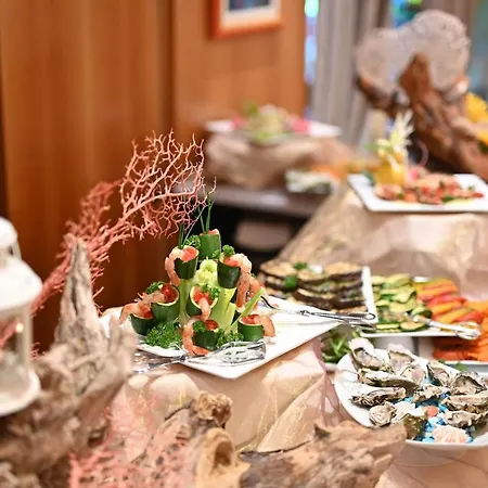 Ca' D'oro Tre Stelle Superior Adults Only 3* Бибионе