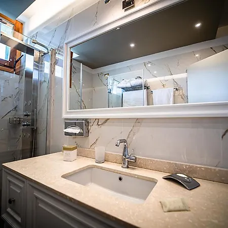 Отель Ca' D'oro Tre Stelle Superior Adults Only 3*