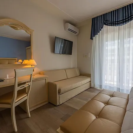 Ca' D'oro Tre Stelle Superior Adults Only Отель